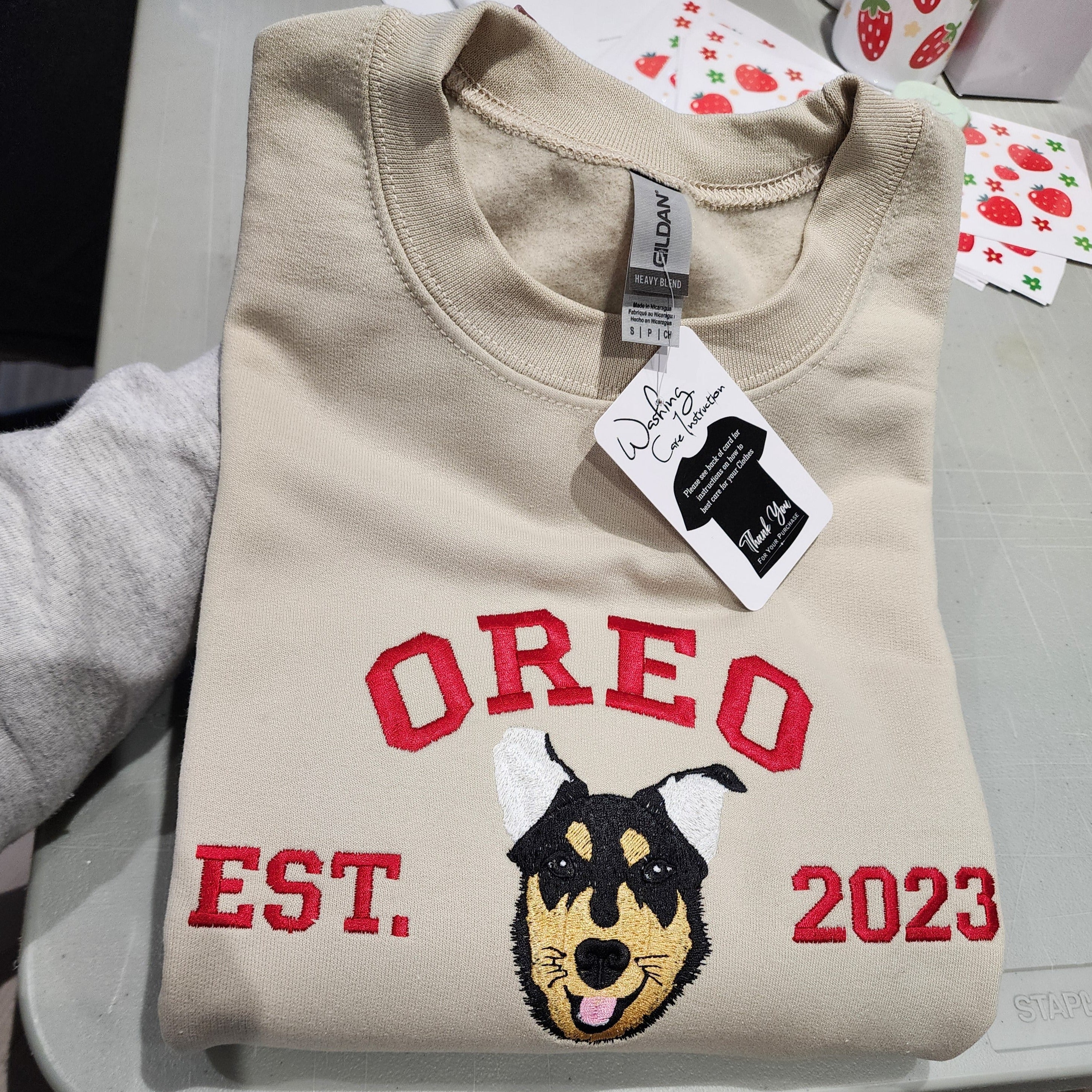 Your Pet's Image Customized (embroidery)